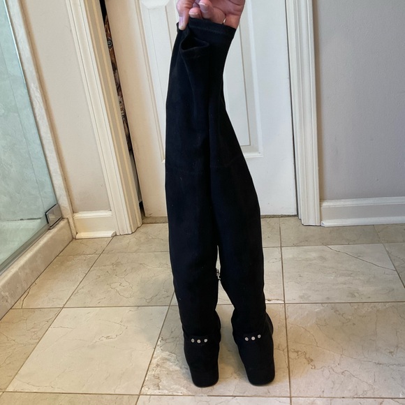 Thigh High Boots, Black Suede by Dolce Vita, Short Heel, 27.5” tall, Sz 8.5 - Picture 7 of 15